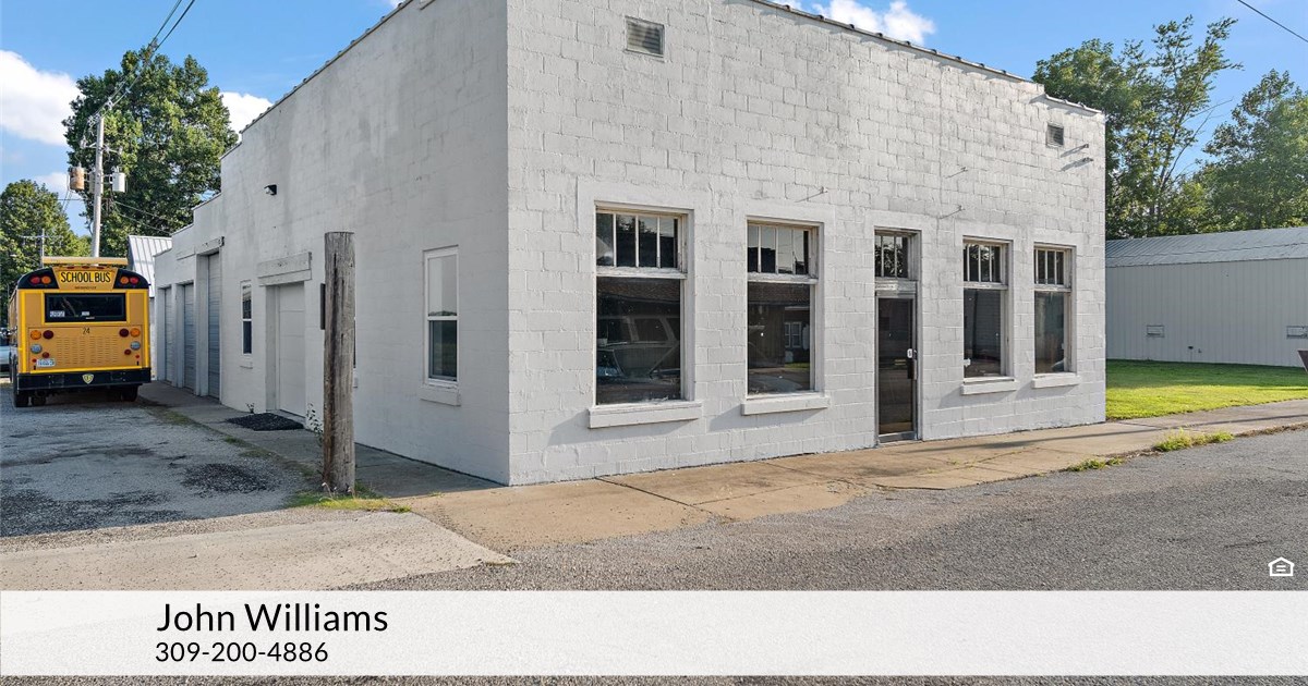 Main St, Armington, IL 61721